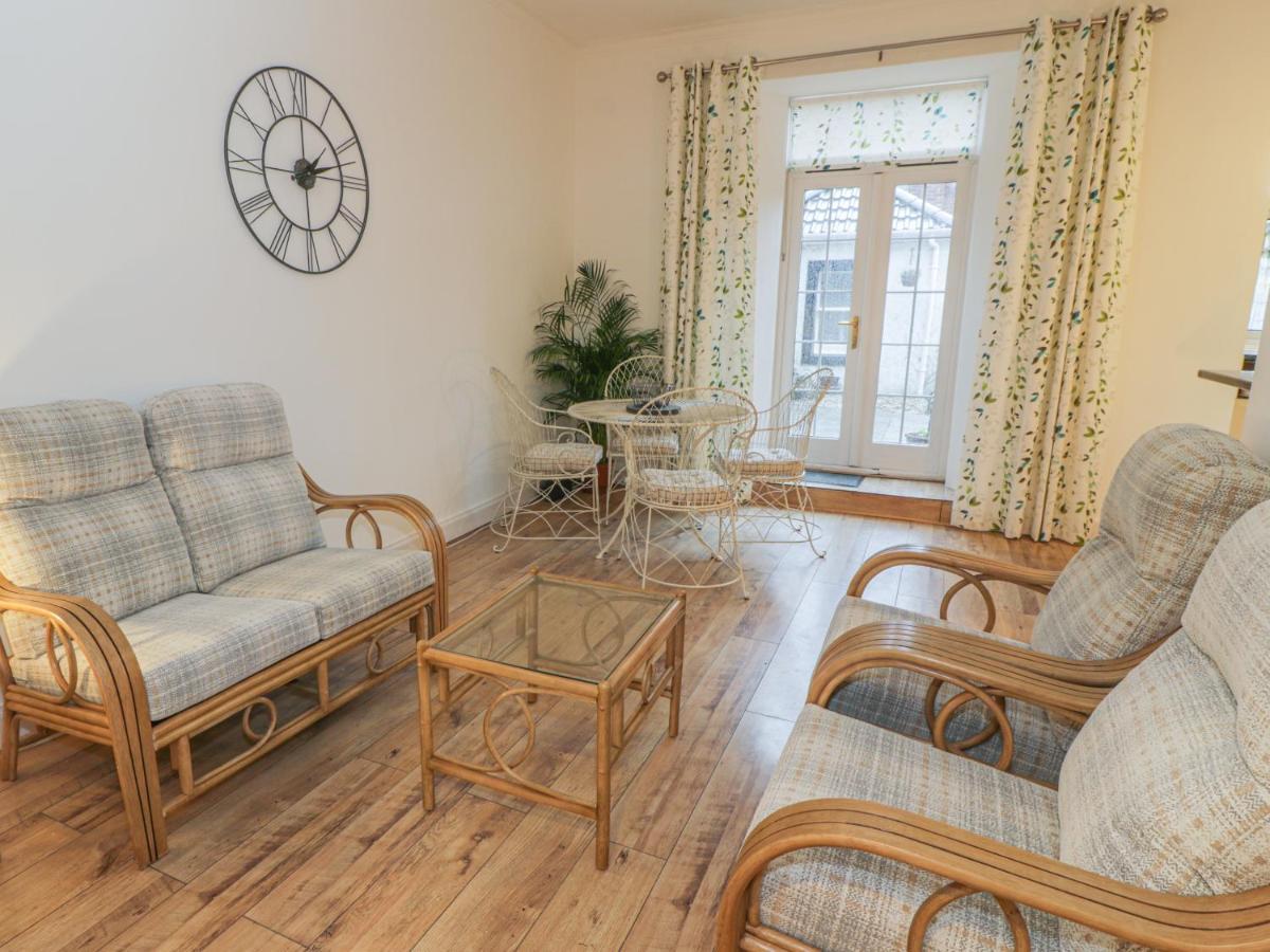 Garden Apartment Ayr Exteriör bild