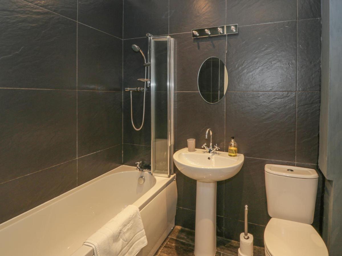 Garden Apartment Ayr Exteriör bild