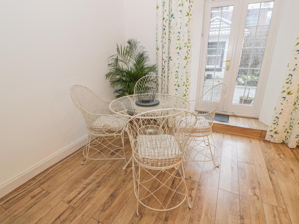 Garden Apartment Ayr Exteriör bild